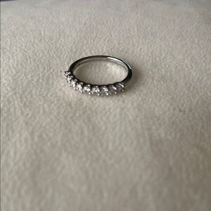 Elegant fashion Silver Women's Ring NWOT